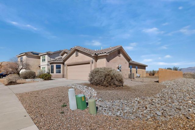 6900 Vista Del Sol Drive NW, Albuquerque, NM 87120