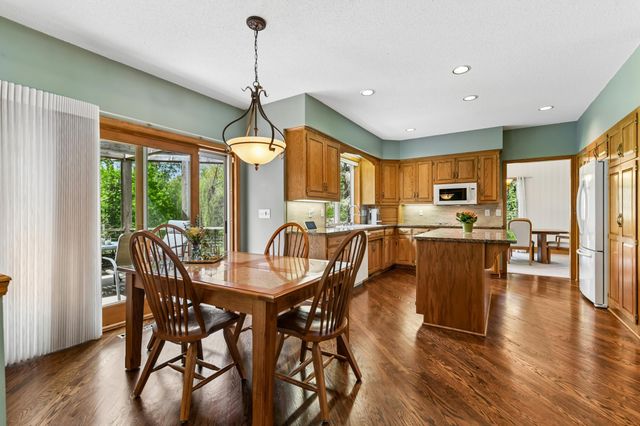 6820 Lorena Lane, Eden Prairie, MN 55346