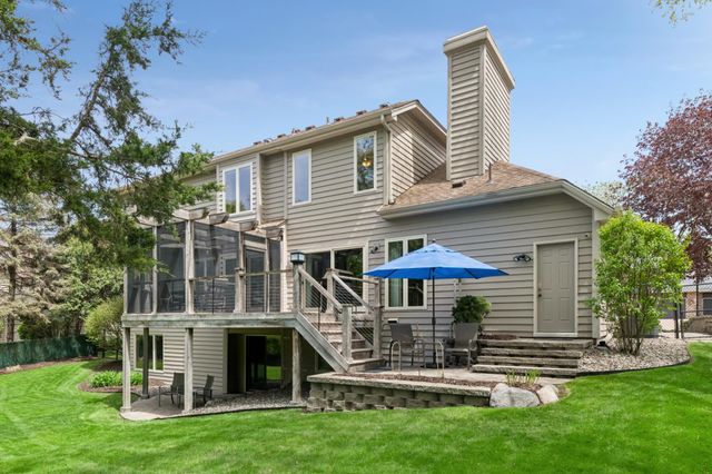 6820 Lorena Lane, Eden Prairie, MN 55346