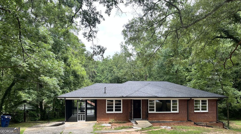 2122 SW Kimberly Road SW, Atlanta, GA 30331
