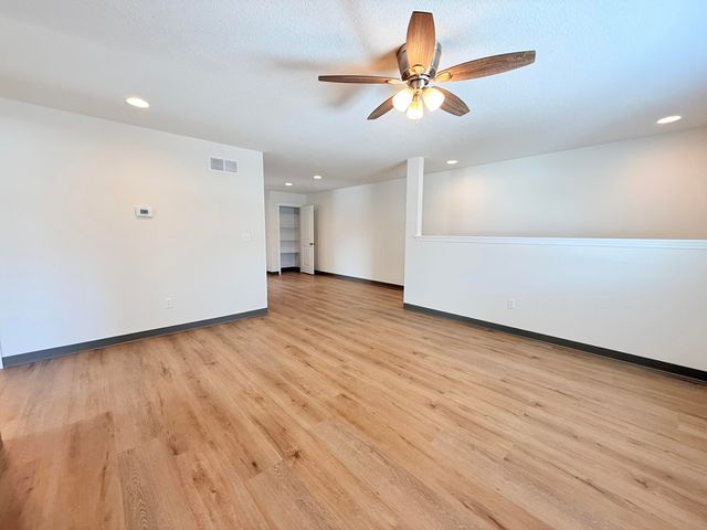 8125 N NORTH BROWNS STATION RD A & B, Columbia, MO 65202