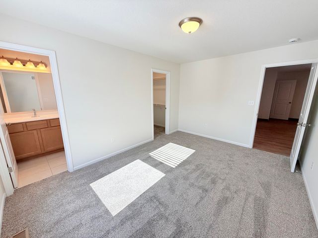 8125 N NORTH BROWNS STATION RD A & B, Columbia, MO 65202