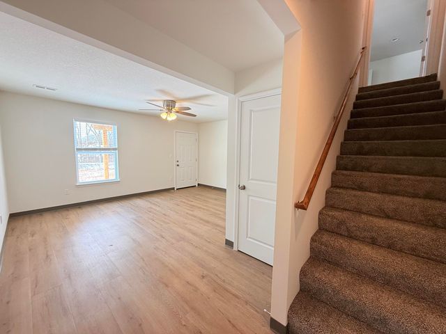 8125 N NORTH BROWNS STATION RD A & B, Columbia, MO 65202