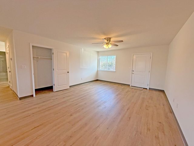 8125 N NORTH BROWNS STATION RD A & B, Columbia, MO 65202