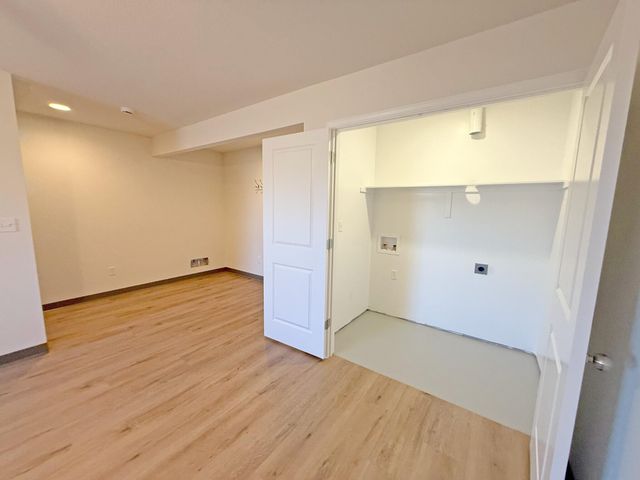 8125 N NORTH BROWNS STATION RD A & B, Columbia, MO 65202