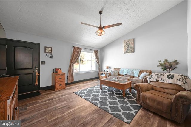 143 COLD STREAM TRL, Felton, PA 17322