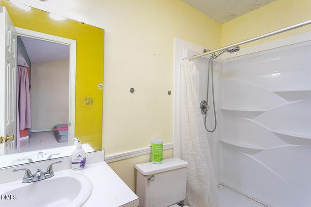 2816 Mercantile Court, Clayton, NC 27520