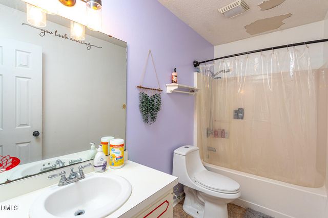 2816 Mercantile Court, Clayton, NC 27520