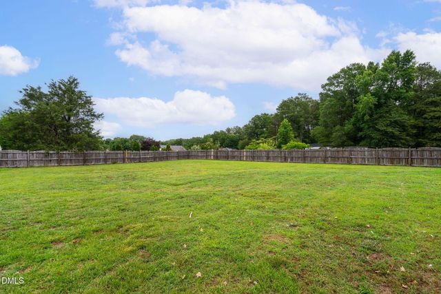 2816 Mercantile Court, Clayton, NC 27520