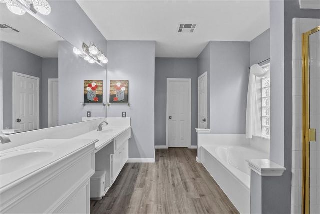 2376 Autumn Mist Lane, League City, TX 77573