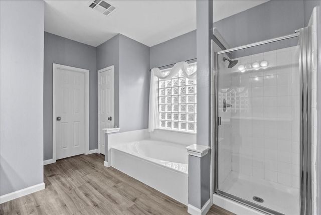 2376 Autumn Mist Lane, League City, TX 77573