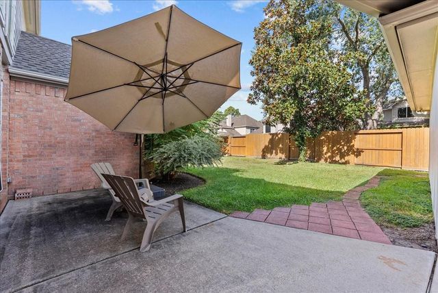 2376 Autumn Mist Lane, League City, TX 77573