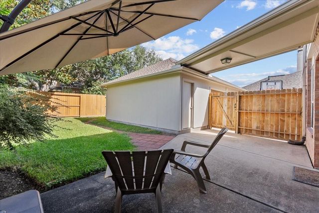 2376 Autumn Mist Lane, League City, TX 77573
