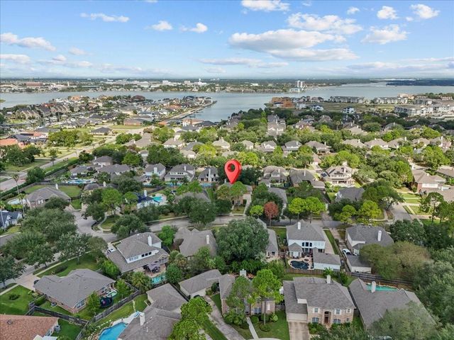 2376 Autumn Mist Lane, League City, TX 77573