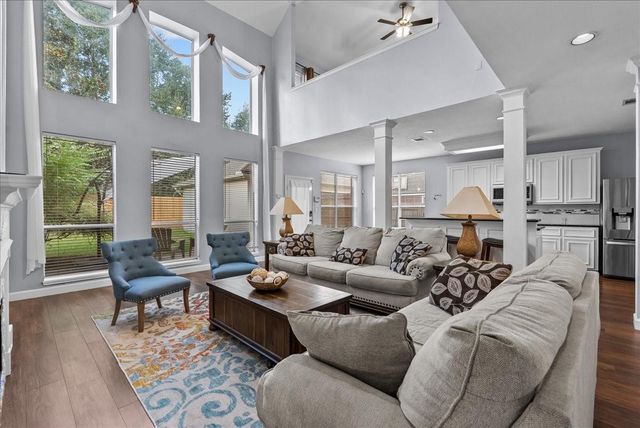 2376 Autumn Mist Lane, League City, TX 77573