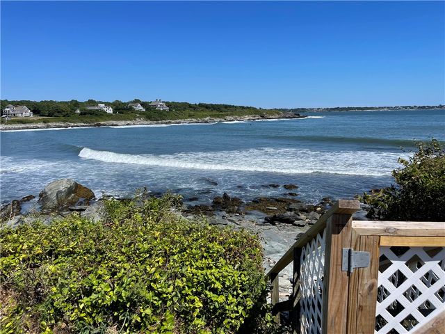 4 Hull Cove Street, Jamestown, RI 02835