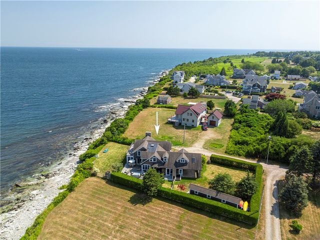 4 Hull Cove Street, Jamestown, RI 02835