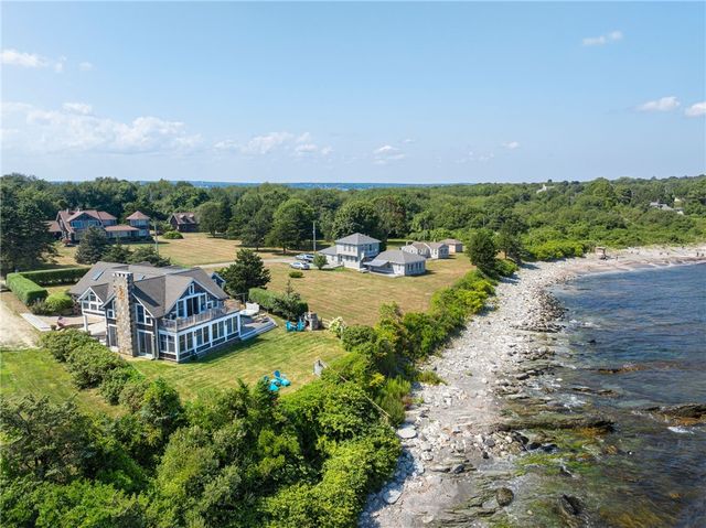 4 Hull Cove Street, Jamestown, RI 02835