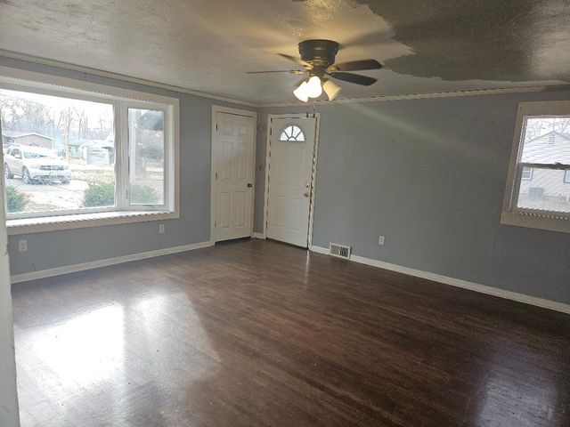 380 NE 43rd Avenue, Des Moines, IA 50313