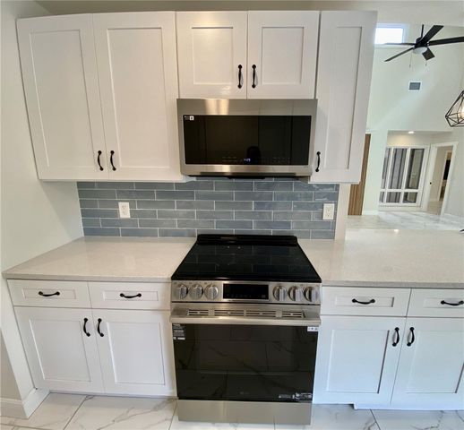 1305 WATER OAK WAY N, Bradenton, FL 34209