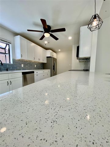 1305 WATER OAK WAY N, Bradenton, FL 34209