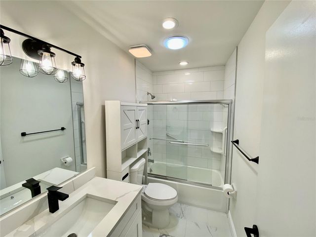 1305 WATER OAK WAY N, Bradenton, FL 34209