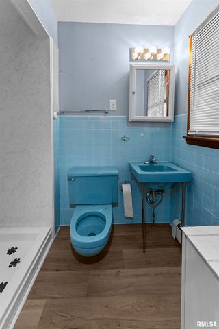 305 N HENDERSON Road, Alexis, IL 61412