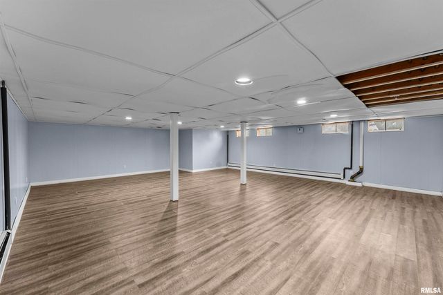 305 N HENDERSON Road, Alexis, IL 61412