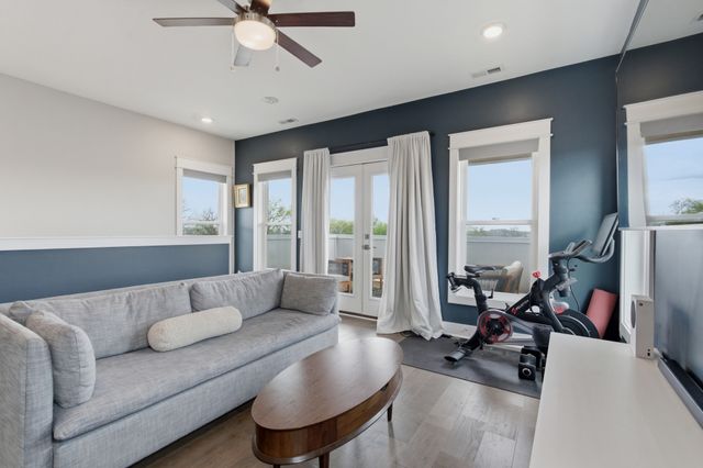 504 Newton Ave, Nashville, TN 37209