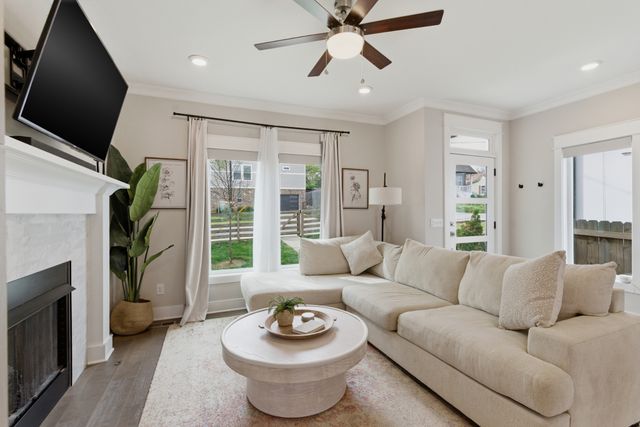 504 Newton Ave, Nashville, TN 37209