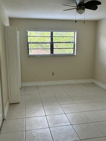 1925 Madison Street 23, Hollywood, FL 33020