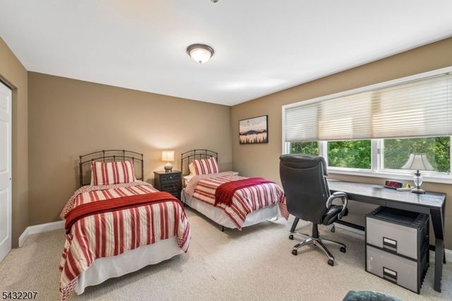 32 Meadow View Lane 32, Berkeley Heights Twp., NJ 07922