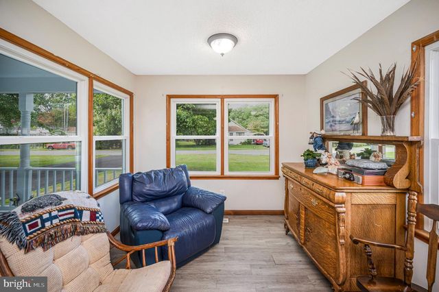 212 2ND ST, Colonial Beach, VA 22443