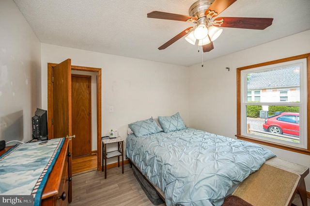 212 2ND ST, Colonial Beach, VA 22443