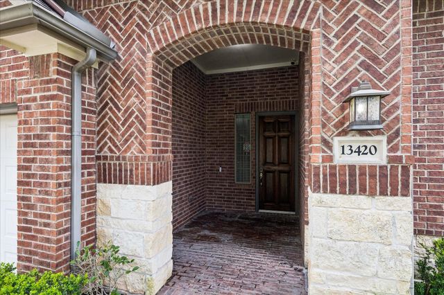 13420 Great Creek Drive, Pearland, TX 77584
