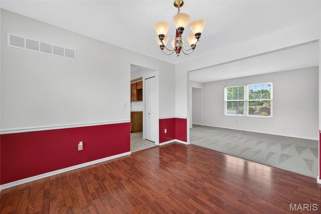23 Vineyards Court, St Charles, MO 63304