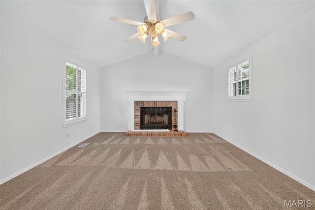 23 Vineyards Court, St Charles, MO 63304