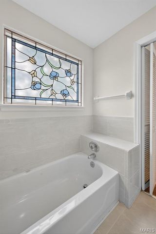 23 Vineyards Court, St Charles, MO 63304