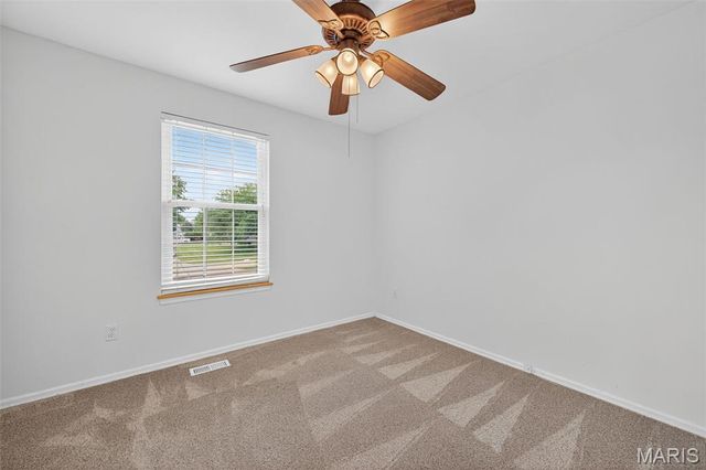 23 Vineyards Court, St Charles, MO 63304