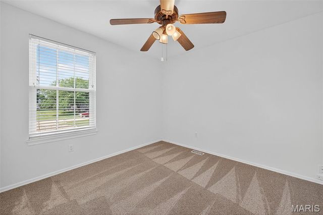 23 Vineyards Court, St Charles, MO 63304