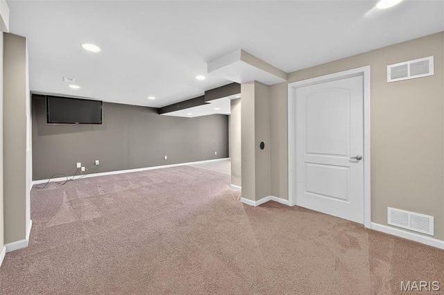 23 Vineyards Court, St Charles, MO 63304