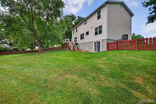 23 Vineyards Court, St Charles, MO 63304