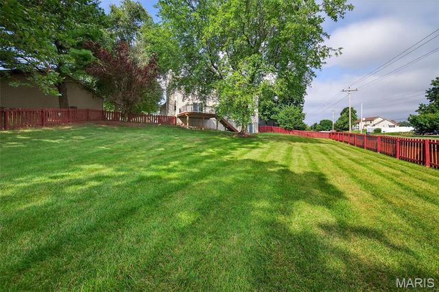 23 Vineyards Court, St Charles, MO 63304