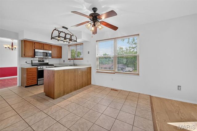 23 Vineyards Court, St Charles, MO 63304