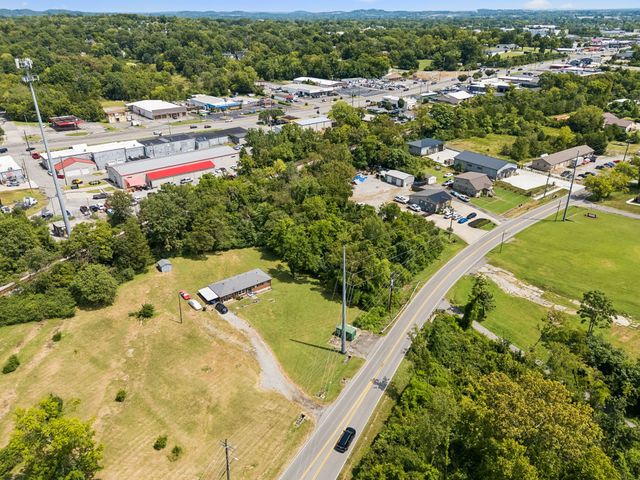 274 Rockland Rd, Hendersonville, TN 37075