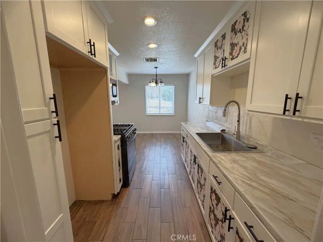 909 Las Amigas Drive, Barstow, CA 92311