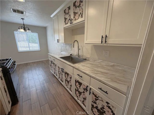 909 Las Amigas Drive, Barstow, CA 92311