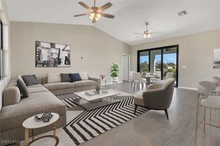 422 NE 25th TER, Cape Coral, FL 33909