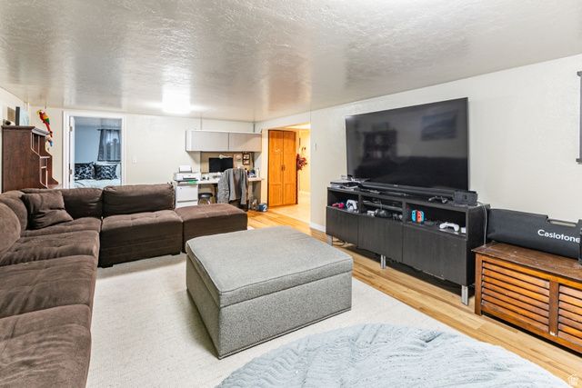 4021 S CARRIE DR, West Valley City, UT 84120