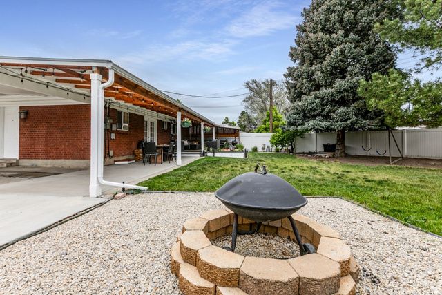 4021 S CARRIE DR, West Valley City, UT 84120